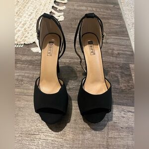 Women’s black pump heels. Worn once size 8